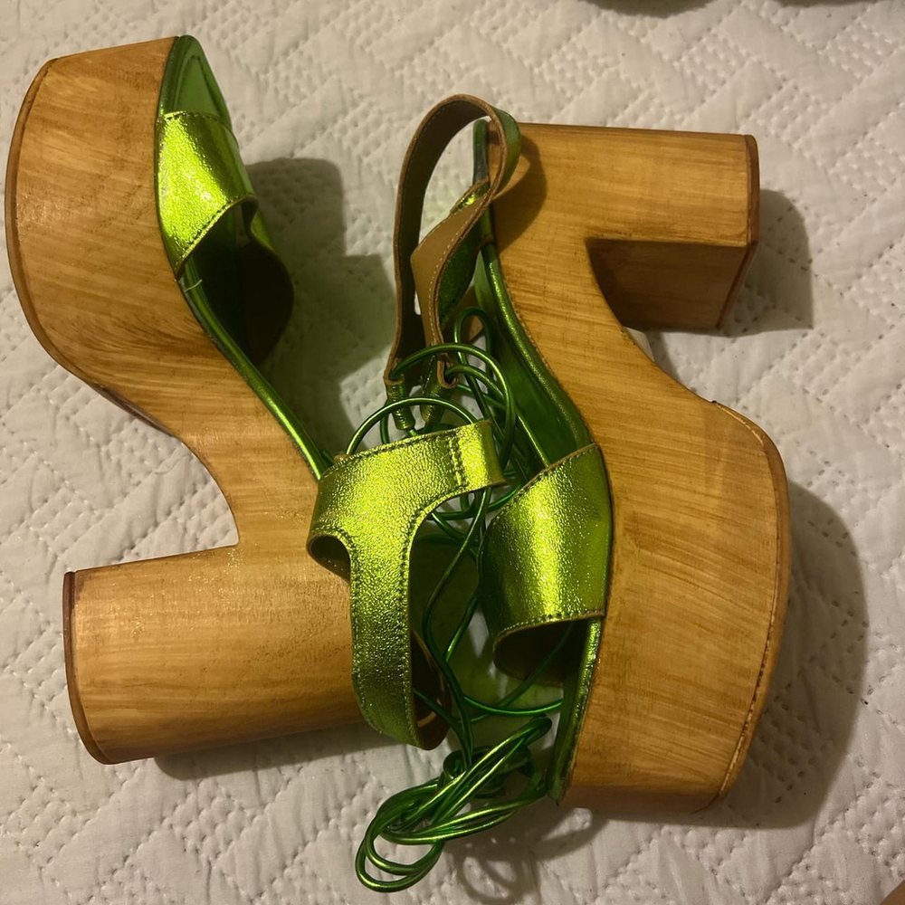 Never worn green strappy heels